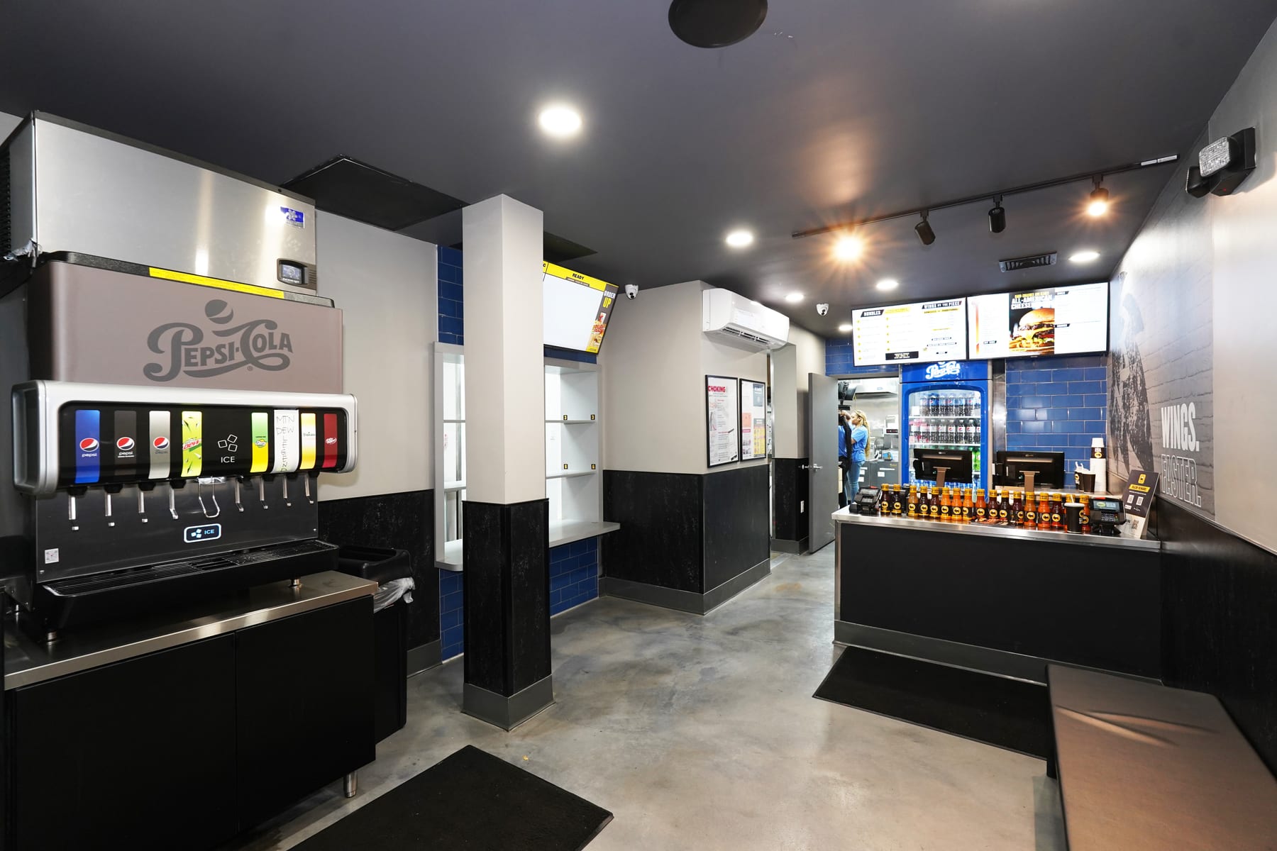 Buffalo Wild Wings GO in New York, interior view 3, designed by Zelta Design