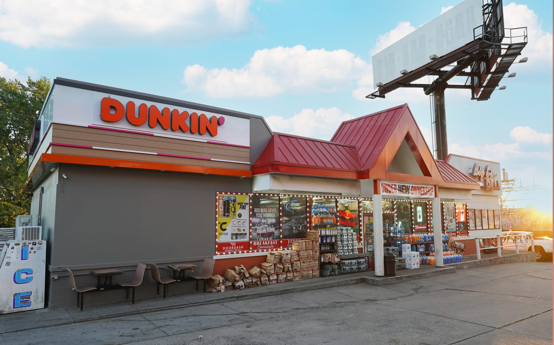 Dunkin' in Staten Island, designed by Zelta Design