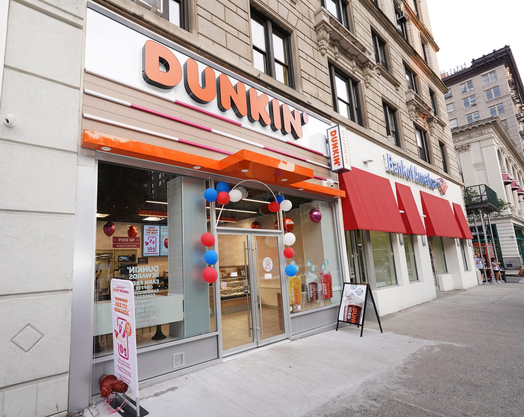Dunkin' in Upper West Side, New York, interior view 5, designed by Zelta Design
