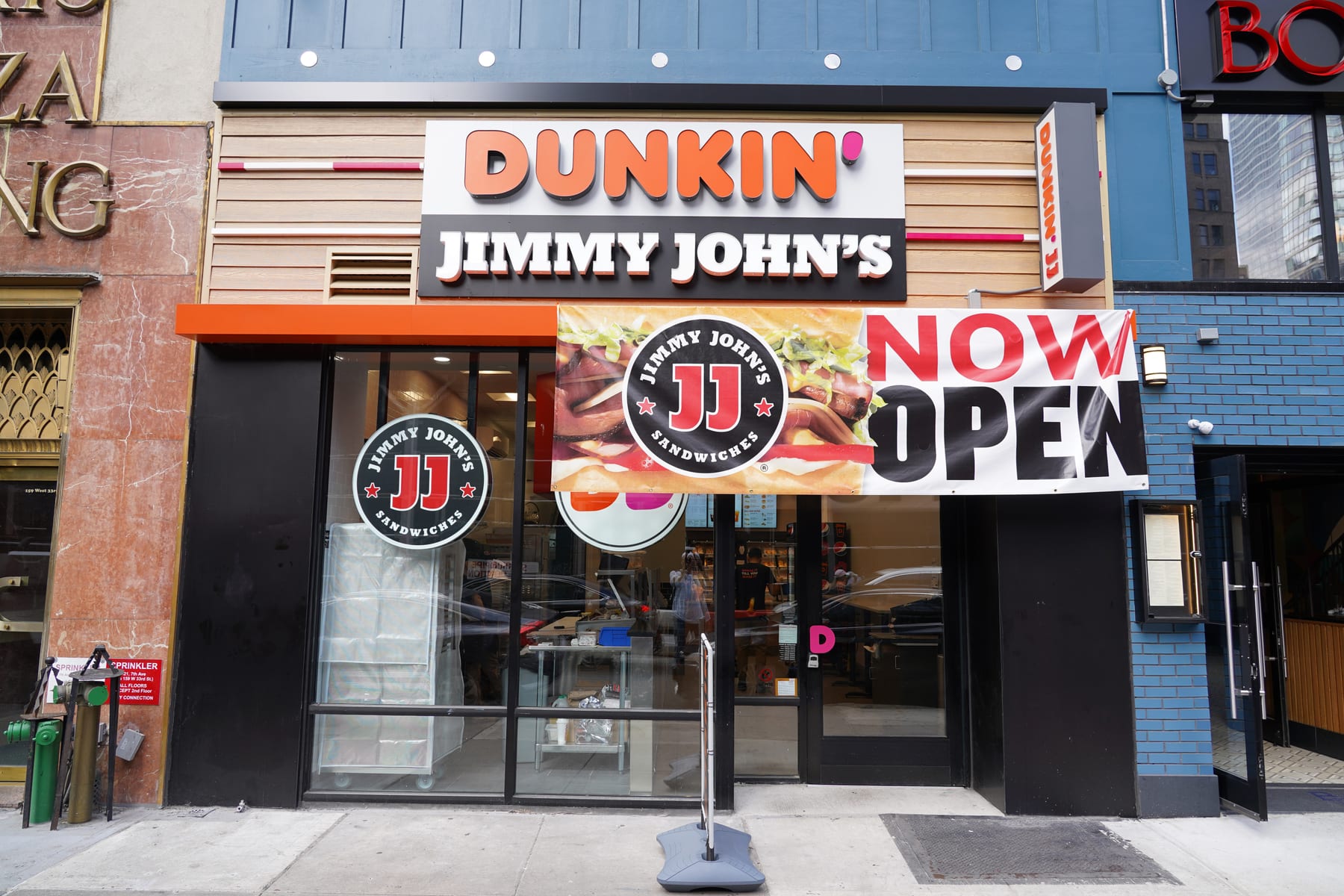 Dunkin' in Midtown, New York, designed by Zelta Design