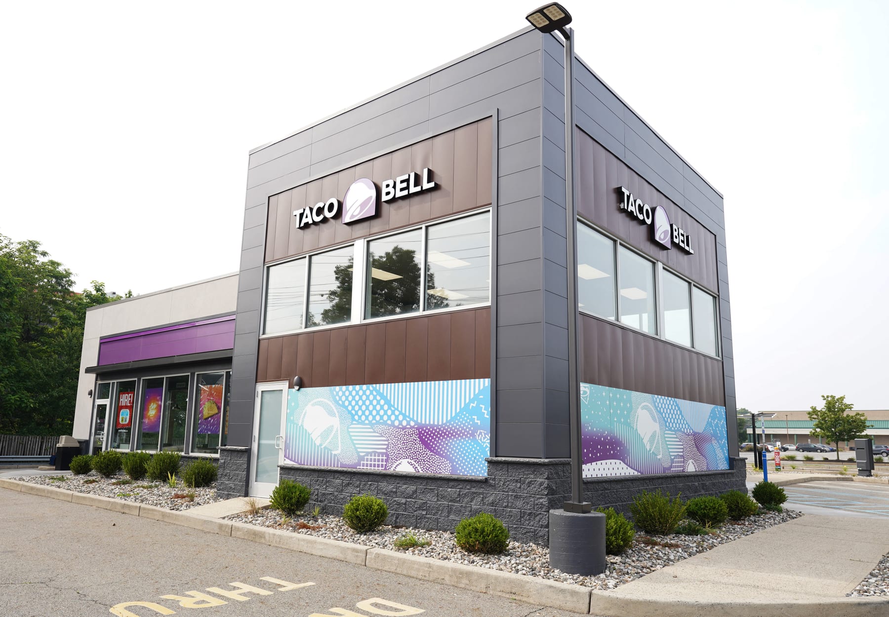 Taco Bell in Carlstadt, designed by Zelta Design